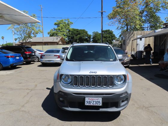 2015 Jeep Renegade Latitude foto 2