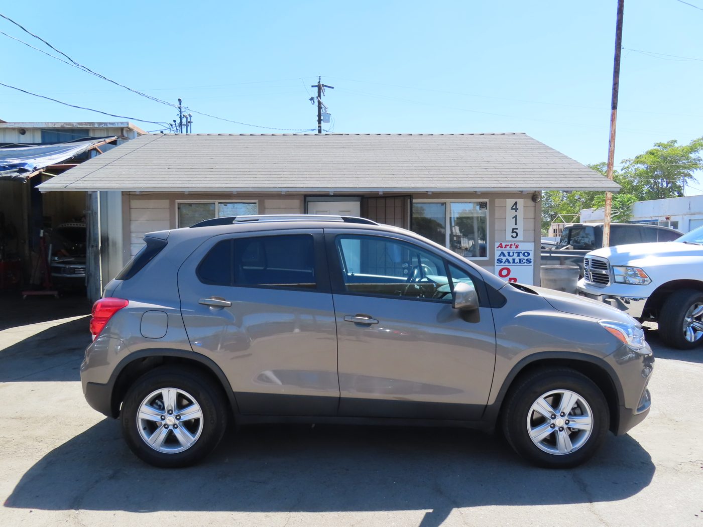 2021 Chevrolet Trax LT — Art's Auto Sales, Hanford CA