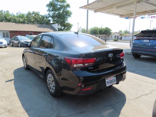 2019 Kia Rio S foto 4