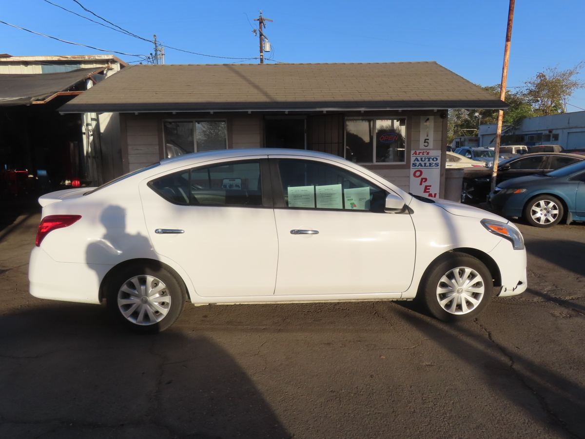 2019 Nissan Versa SV — Art's Auto Sales, Hanford CA