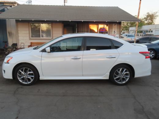2014 Nissan Sentra SR foto 3
